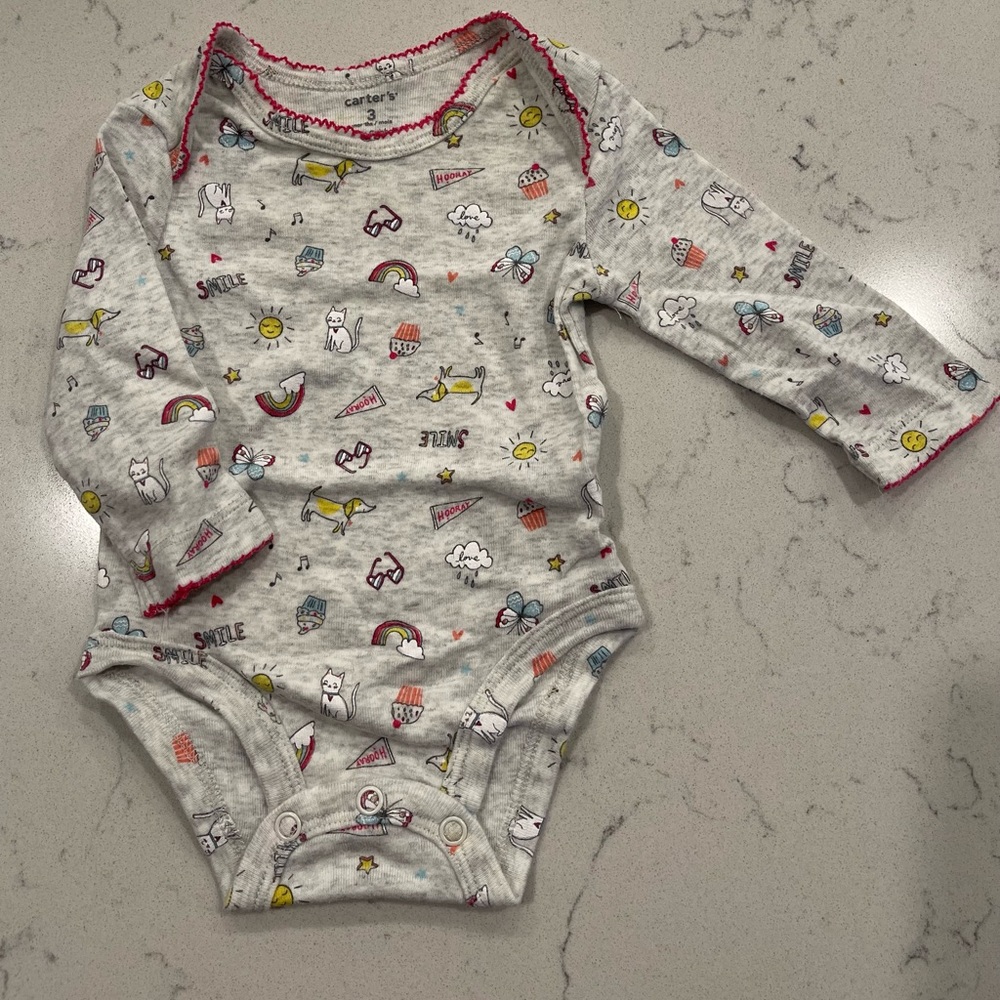 Carter’s Long sleeves Onesies 0-3M - Picture 5 of 16